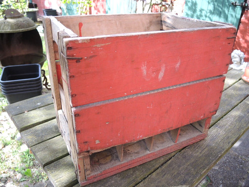 Alte getränkekiste aus holz - alte,